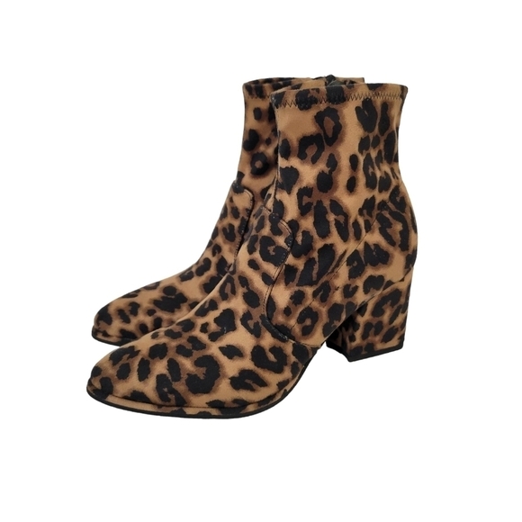 Marc Fisher Leopard Print Leave2 Ankle Boots Like New - Picture 2 of 11